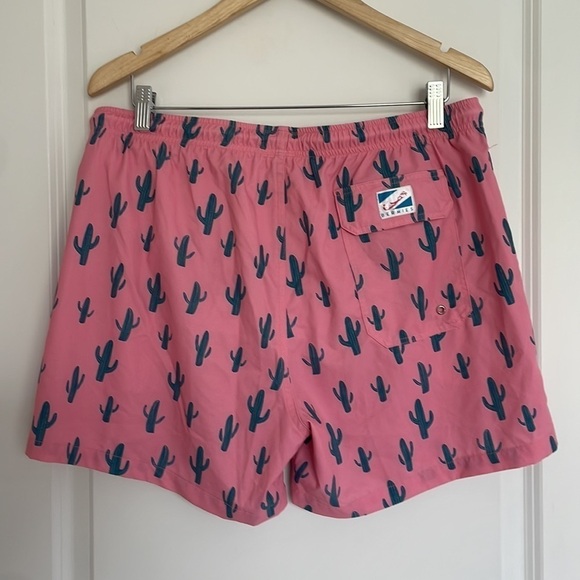 Bermie’s Men’s Cactus 4.5” Swim Trunks Melon/Green L - Picture 3 of 6